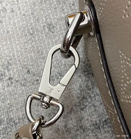 Cheap WHY PM KNOT LOUIS VUITTON 0507